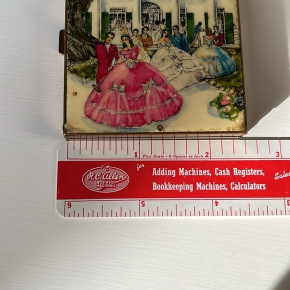 Vintage Dionysius Old South Powder Compact - Picture 10 of 11